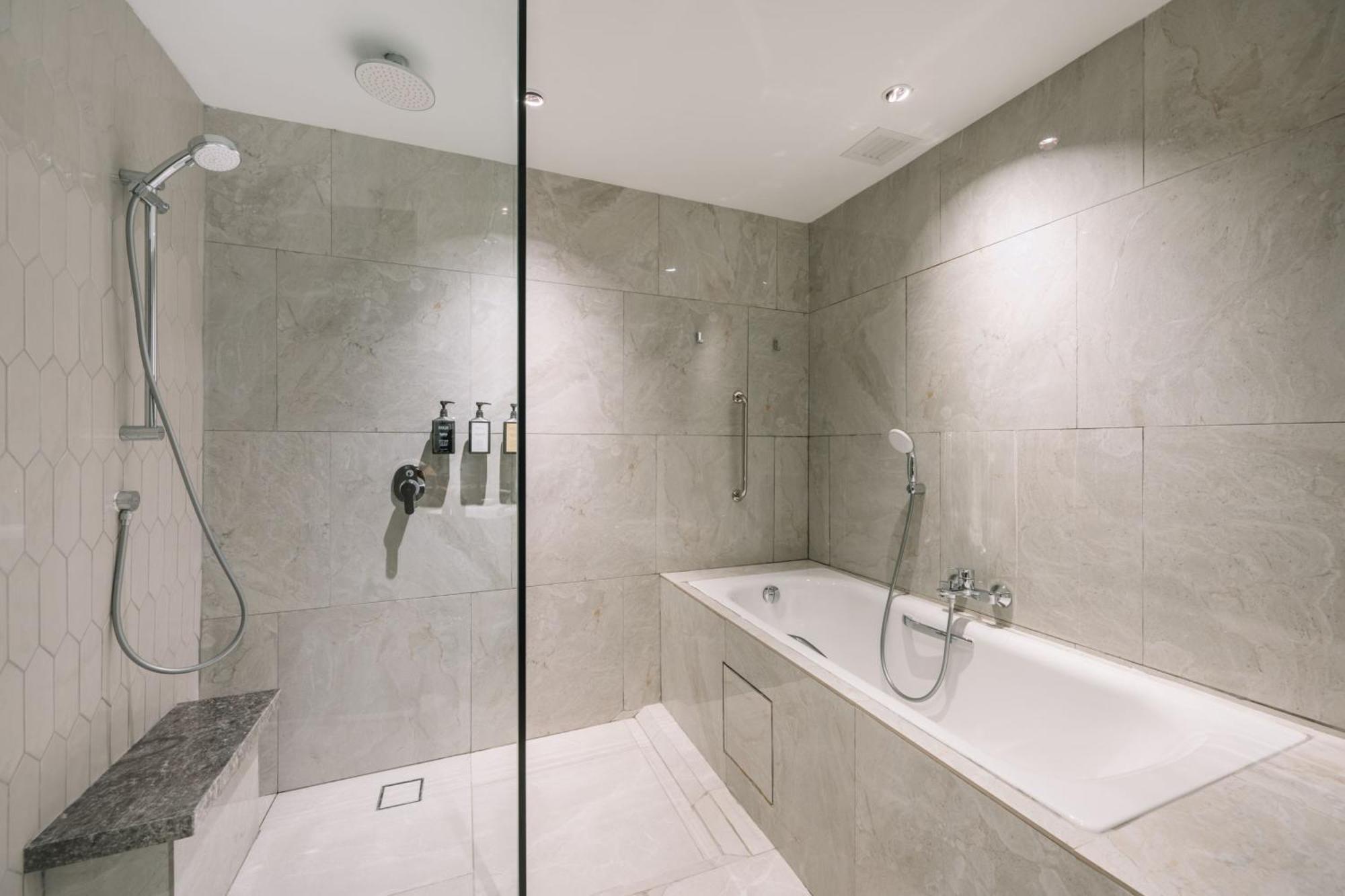 Areca, Guest room, 1 King,1616878256:JPEG